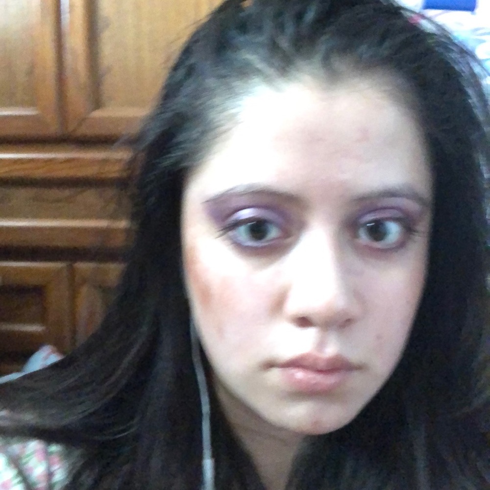 Meet your Posher, Sarahi
